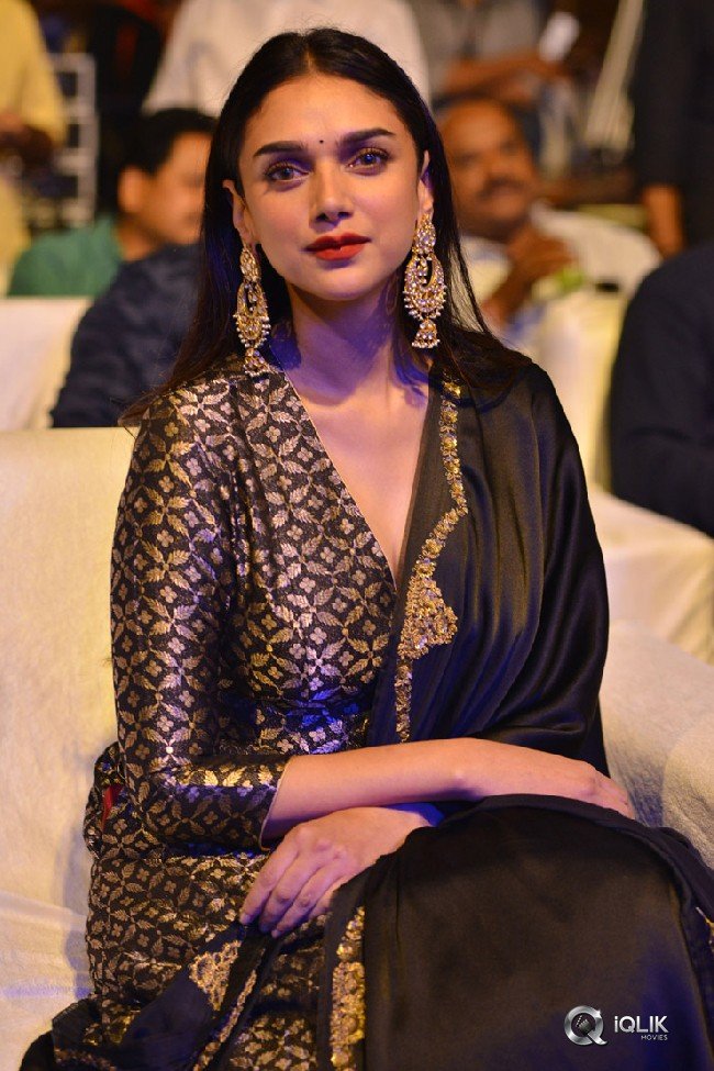 Aditi-Rao-Hydari-at-Antariksham-Pre-Release-Event
